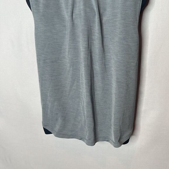 Athleta Gel Mesh Supercharged Grey and Black Tank Top. Size Small. - Picture 4 of 12
